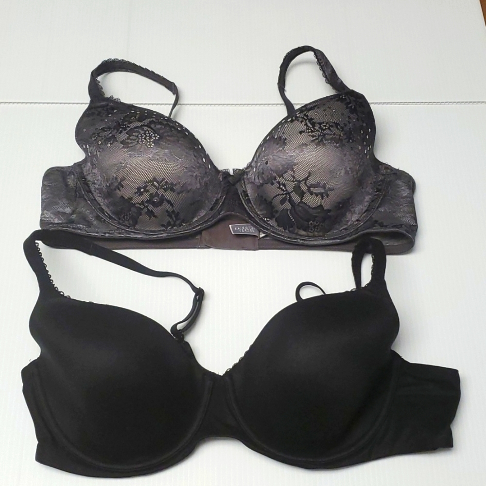 Lot of 2 Victorias Secret 38C Bras